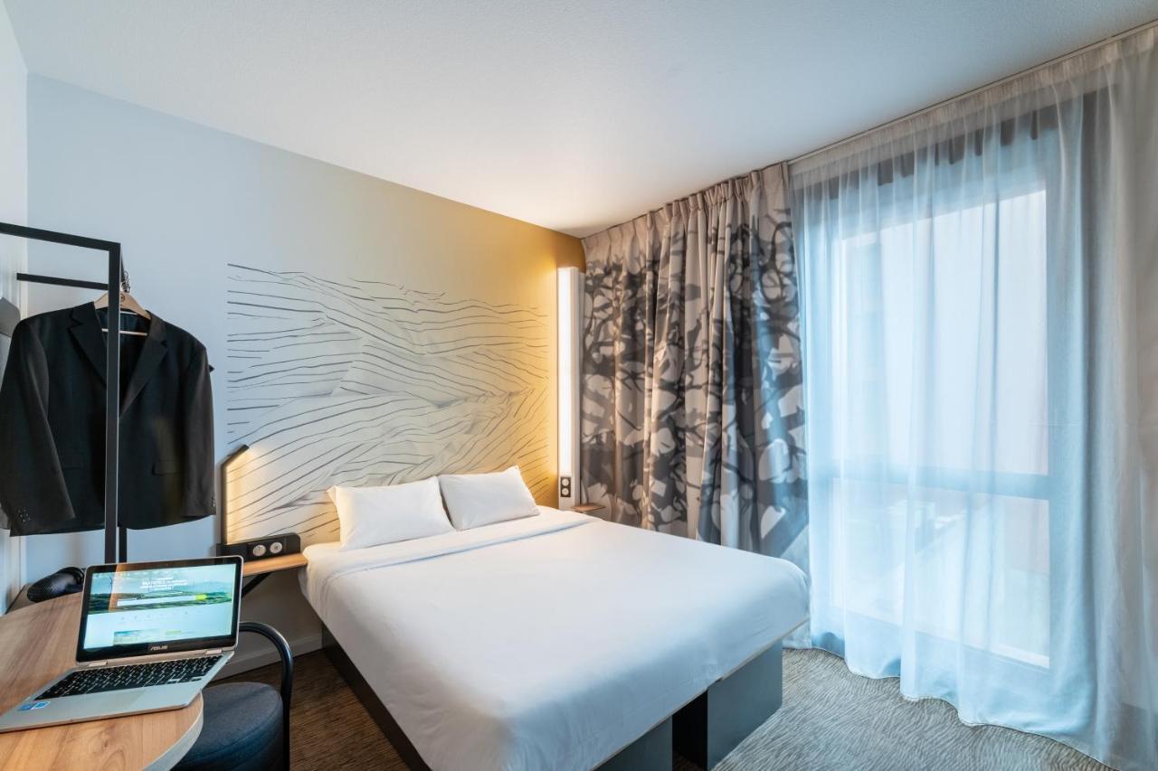 Standard Double Room,1352987128:JPEG